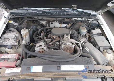 2001 GMC Jimmy Sle z USA, uszkodzony, nr VIN 1GKDT13W712216873